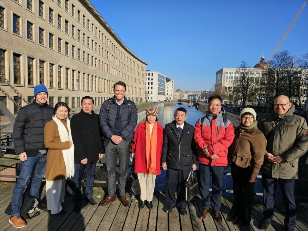 March 2024: Representatives of WEVN joined Berlin Energy Transition Dialogue (BETD) 2024 to connect with international female leaders in the sector, fostering exchange and learning to promote women’s participation and leadership